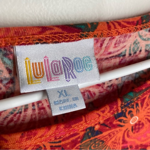 LuLaRoe floral Irma top - Picture 6 of 7